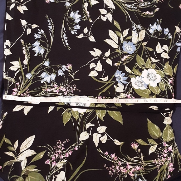 Le Chateau Floral Knit Asymmetrical Midi Dress XXL - Picture 11 of 11